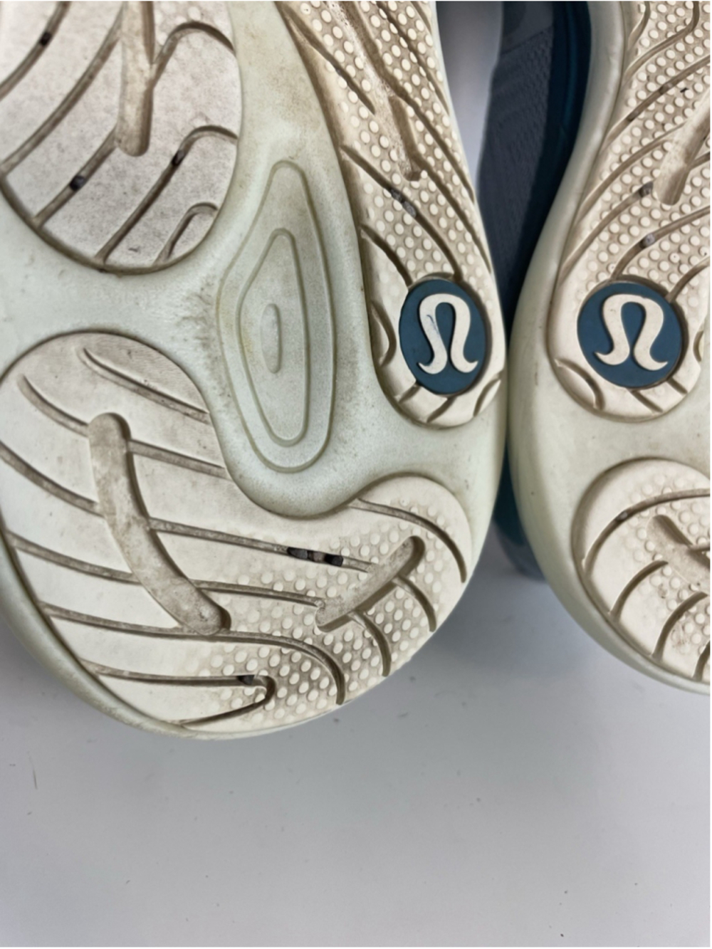 Lululemon Blissfeel Run 2 Women’s 9 Cloud Blue Polar Ice Running Shoes Sneakers - Picture 8 of 12